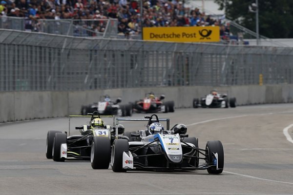 Berger: F3 by se mohla jezdit při F1 i DTM Berger: F3 by se mohla jezdit při F1 i DTM