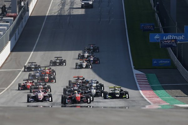 Formule 3 se rozdělí na dvě části Formule 3 se rozdělí na dvě části