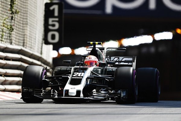 Haas: auto dobré, pneumatiky nevyzpytatelné Haas: auto dobré, pneumatiky nevyzpytatelné