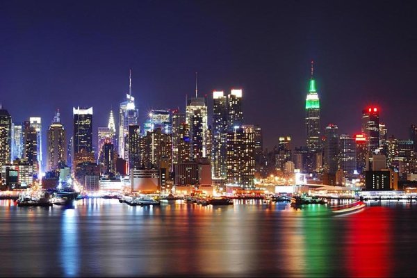 Noční velká cena v New Yorku! Noční velká cena v New Yorku!