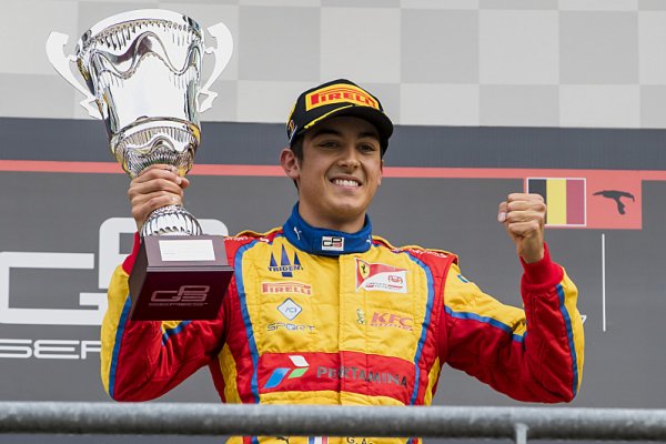 Alesi si ve Spa připsal třetí vítězství Alesi si ve Spa připsal třetí vítězství