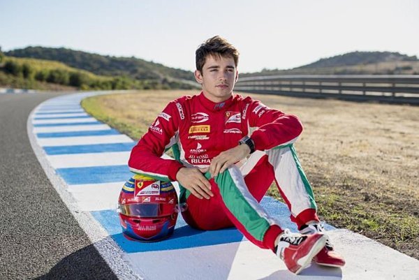 Leclerc vyhrál a stal se šampionem F2 Leclerc vyhrál a stal se šampionem F2