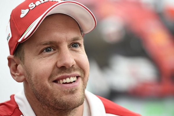 Vettel udeřil v pravou chvíli