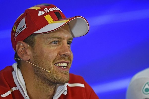 Vettel: Rval jsem to jako zběsilý