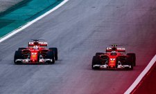 Jezdci Ferrari důvěřovali vozu, ale ne pneumatikám