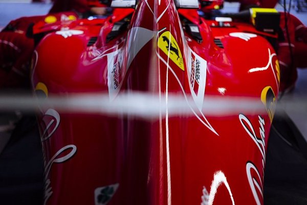 Ferrari bude v závodě nejrychlejší, věří Vettel