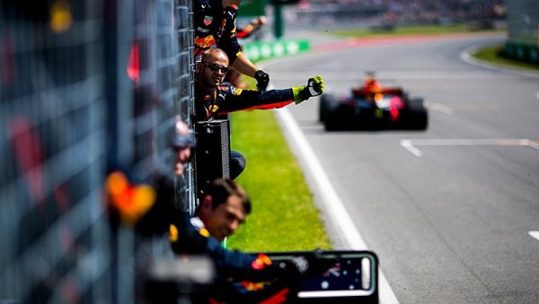 Red Bull odstranil problém s korelací dat