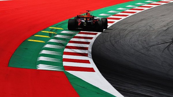 Verstappen kritizuje Red Bull Ring