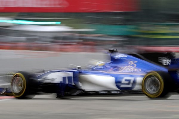 Sauber zase úplně poslední