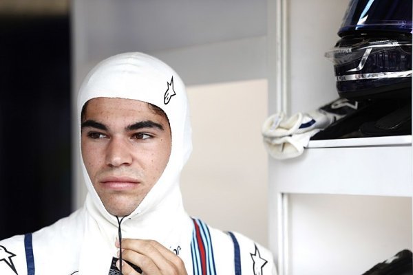 Stroll: Z první do předposlední řady