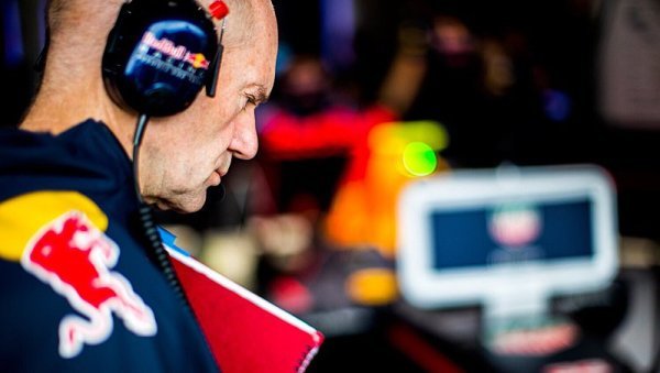 Newey se těší na aktivní aerodynamiku