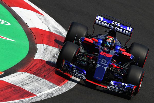 Toro Rosso se potýká s motory obou svých monopostů