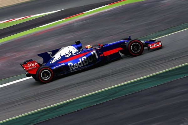 Red Bull musel tišit rozbroje mezi Renaultem a Toro Rosso Red Bull musel tišit rozbroje mezi Renaultem a Toro Rosso