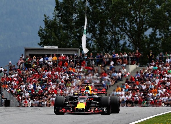 Verstappen měl po závodě ještě před nárazem Verstappen měl po závodě ještě před nárazem
