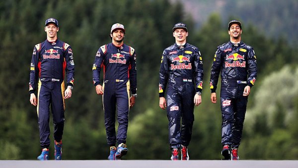 Ricciardo a Kvjat pochybují o silném začátku sezóny Ricciardo a Kvjat pochybují o silném začátku sezóny