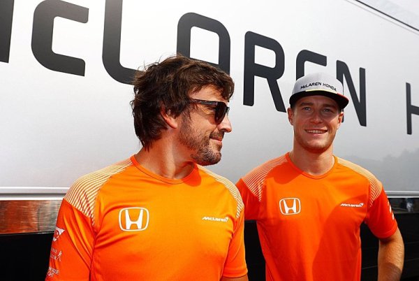 Alonso: Zábavný závod, ale jenom pár kol