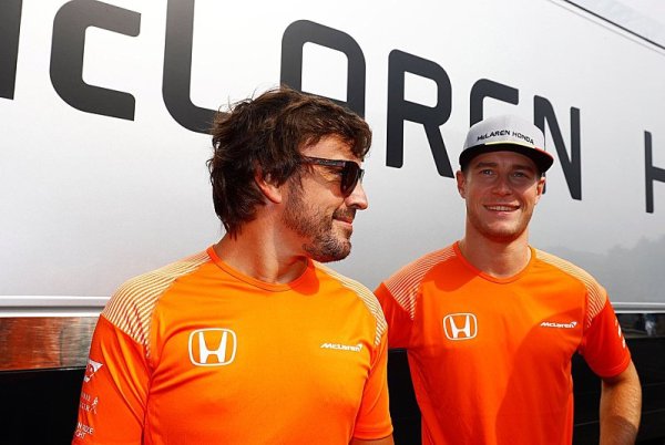 Alonso: Zábavný závod, ale jenom pár kol Alonso: Zábavný závod, ale jenom pár kol