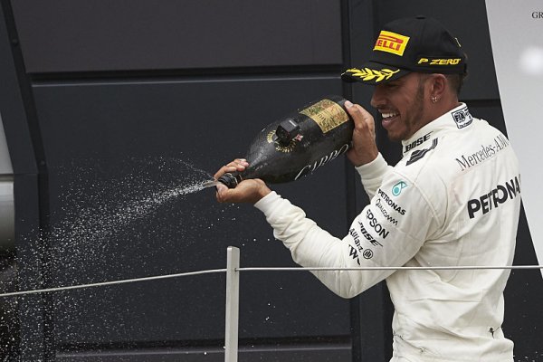 Hamilton vyrovnal jeden ze Schumacherových rekordů