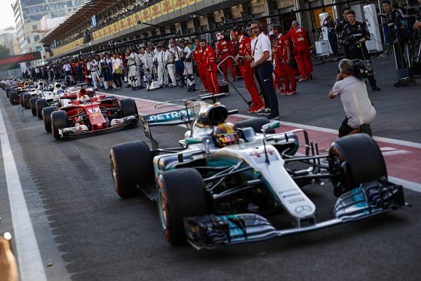 Mercedes podporuje Ferrari