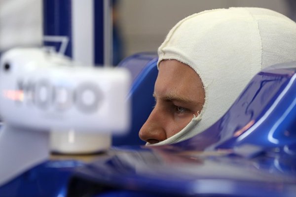 Marcus Ericsson jezdil po většinu sezony s nadváhou