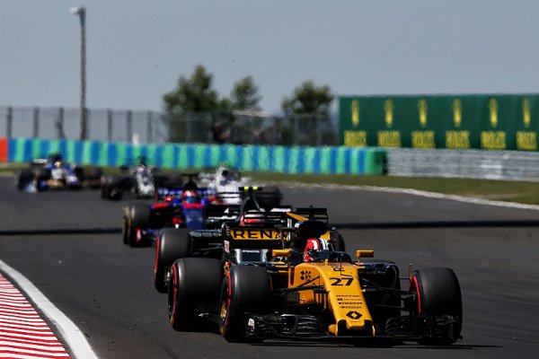 Renault se McLarenu nebojí Renault se McLarenu nebojí