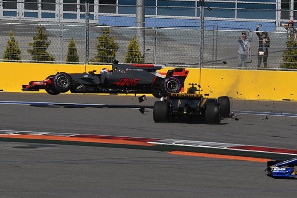 Palmer: Grosjean měl použít mozek