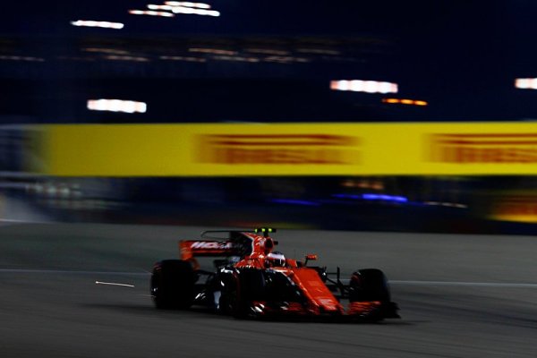 McLaren dostal obě auta do první desítky