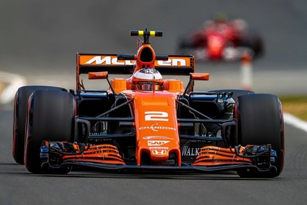 McLaren zváží vývoj vlastního motoru McLaren zváží vývoj vlastního motoru