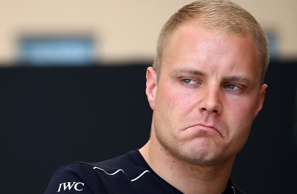 Bottas: Nevěděl jsem, že Lewis je takový dříč