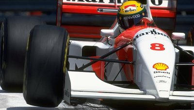 Ecclestone koupil Sennův vítězný mclaren