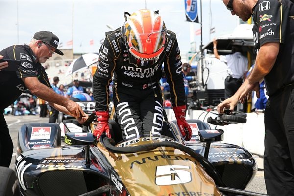 Hinchcliffe střídá u Andrettiho Veache