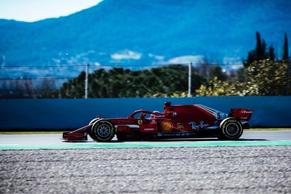 Vettel nejrychlejší, Mercedes nejspokojenější