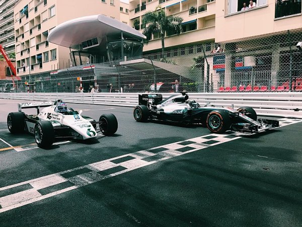 Rosbergové se projeli po monacké trati