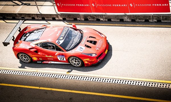 Scuderia Praha v Brně na stupních vítězů