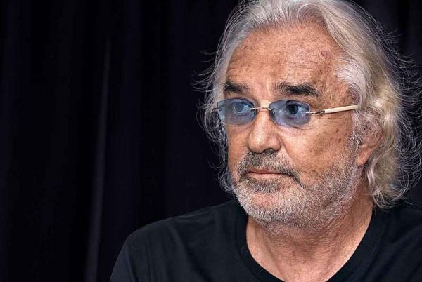 Briatore dostal osmnáct měsíců Briatore dostal osmnáct měsíců
