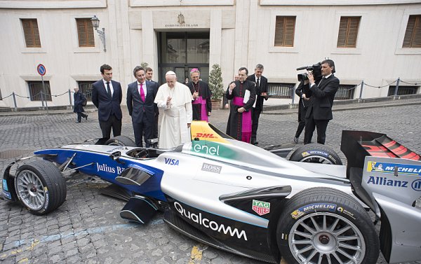 Formule E ve Vatikánu Formule E ve Vatikánu