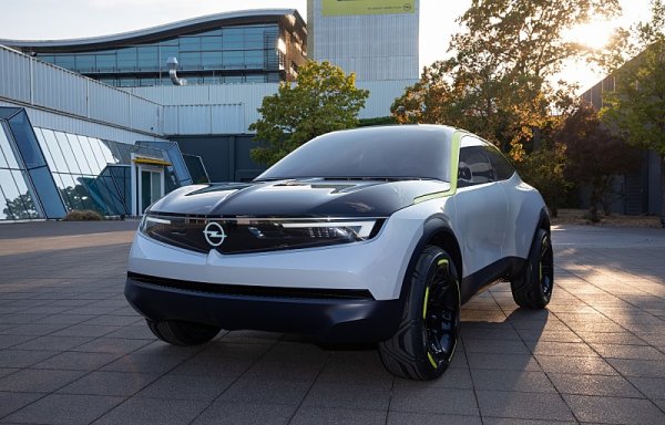 Zahájení elektrifikace Opelu v roce 2019
