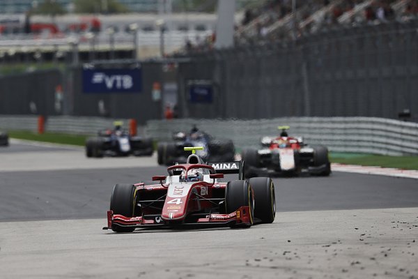 Uvidíme piloty F1 v monopostech F2? Uvidíme piloty F1 v monopostech F2?