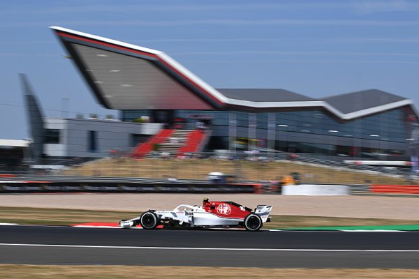 Dva závody v Silverstone? Dva závody v Silverstone?