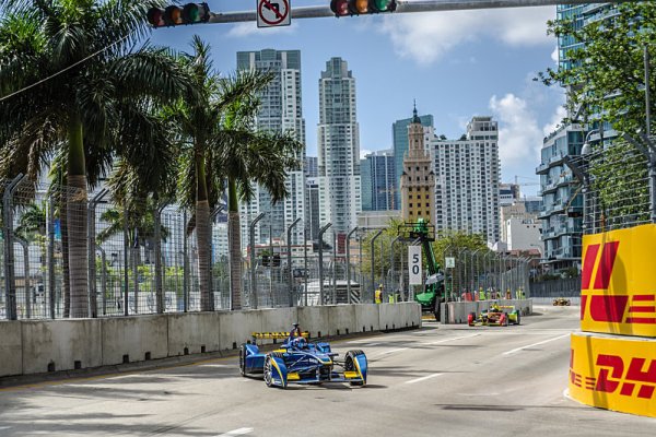 V Miami se vzmáhá odpor proti pořádání VC