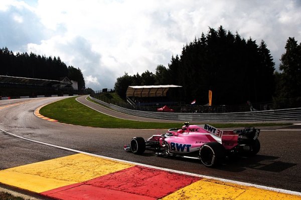 Pérez málem havaroval v Eau Rouge