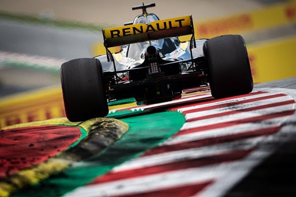 Renault přiveze do Silverstone nové turbo