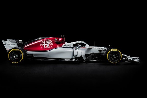 Nový Sauber s nosními dírkami Nový Sauber s nosními dírkami