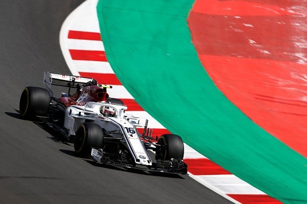Z čeho má Leclerc husí kůži Z čeho má Leclerc husí kůži