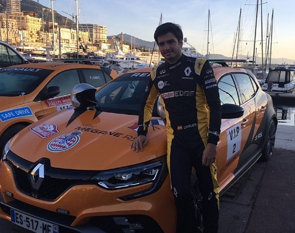 Carlos Sainz mladší se bavil v Monte Carlu Carlos Sainz mladší se bavil v Monte Carlu