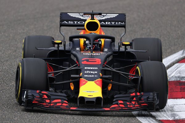 Bez Aston Martinu bude život lehčí Bez Aston Martinu bude život lehčí