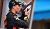 Ricciardo se stal 55. vítězem stylem start – cíl