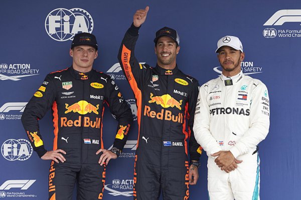 Ricciardo zabránil Verstappenovu rekordu