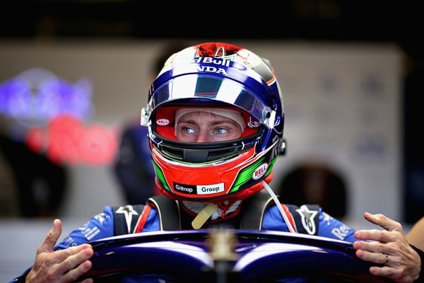 V Toro Rosso to vře