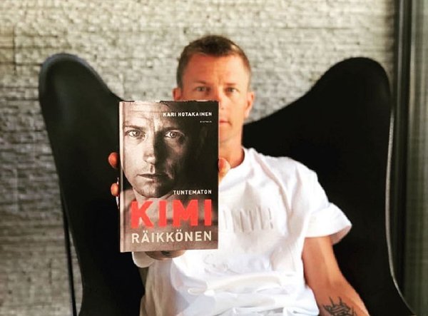 Räikkönen vydává autobiografii